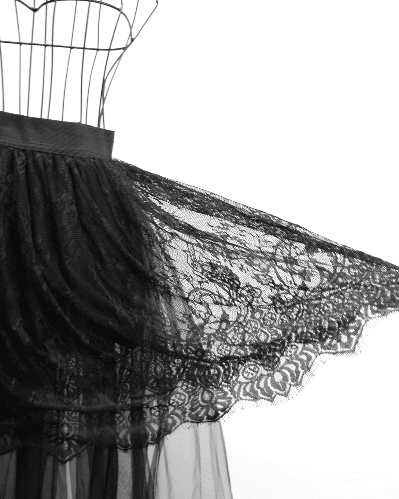 Lace Mesh Stitching A-line Pleated Long Skirt