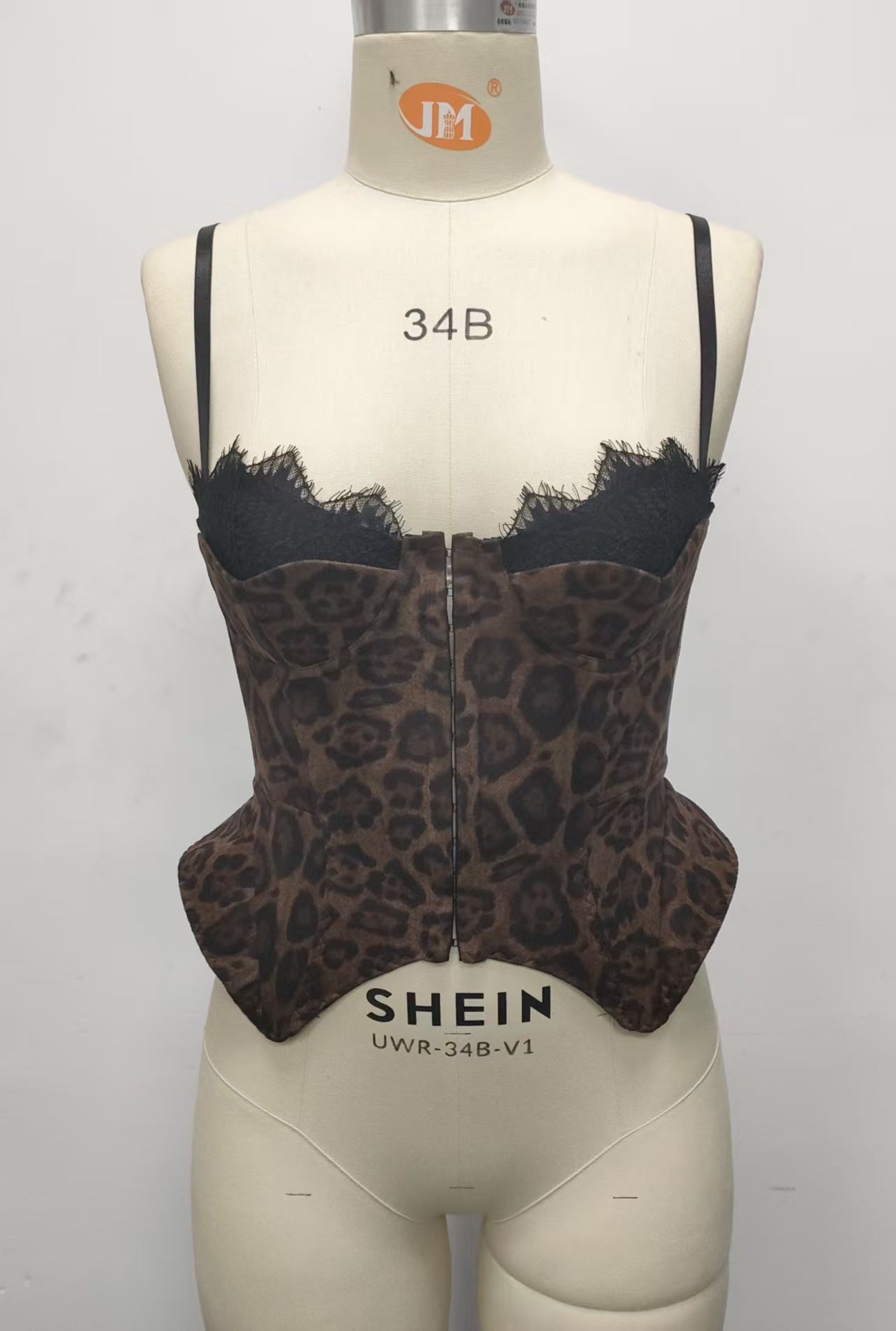 Bright Black Mesh Panel Double-Layer Hem Sleeveless Camisole With Front Design