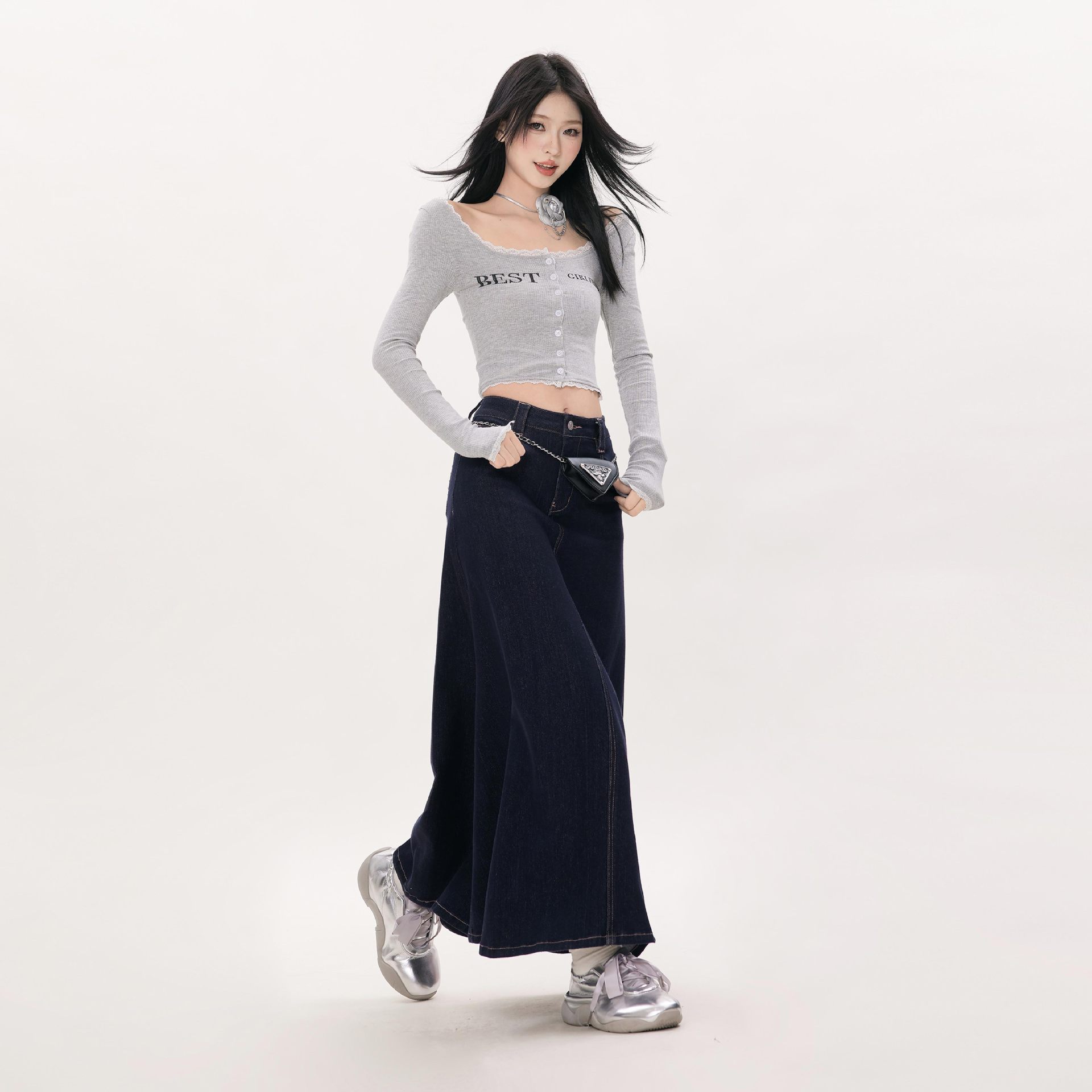 Women's Simple Design Slimming Dark Blue Denim Skirt