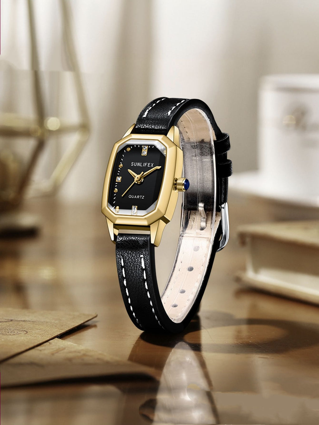 Versatile Watch For Everyday Wear And Commuting