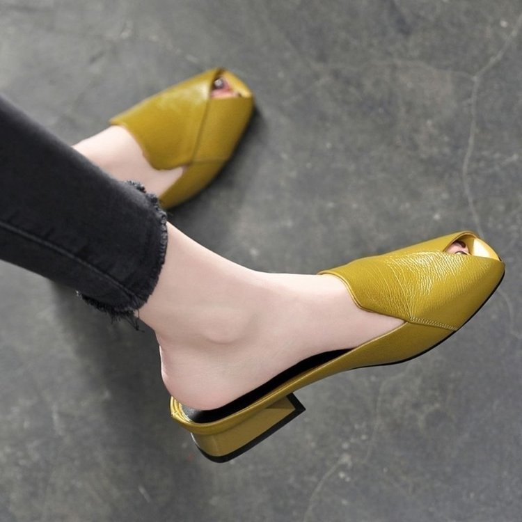 New Summer Women's Peep Toe Thick Heel Fashion Slippers, Closed Toe Half Slippers, Soft Leather Outdoor Sandals