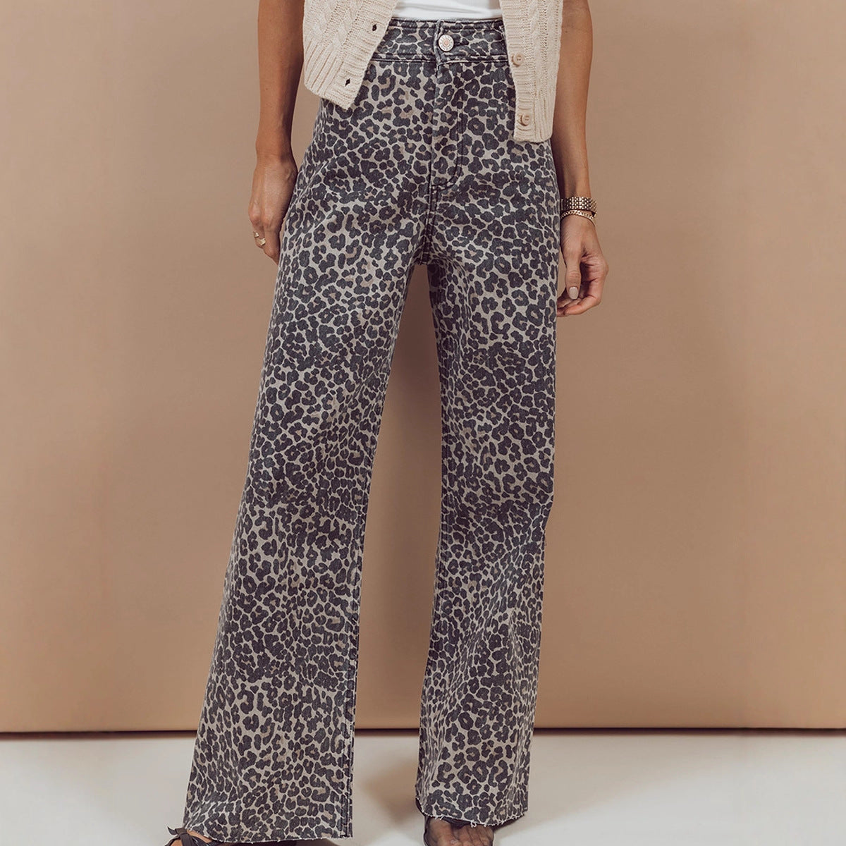 New High-waisted Slightly Flared Trousers With A Unique Print