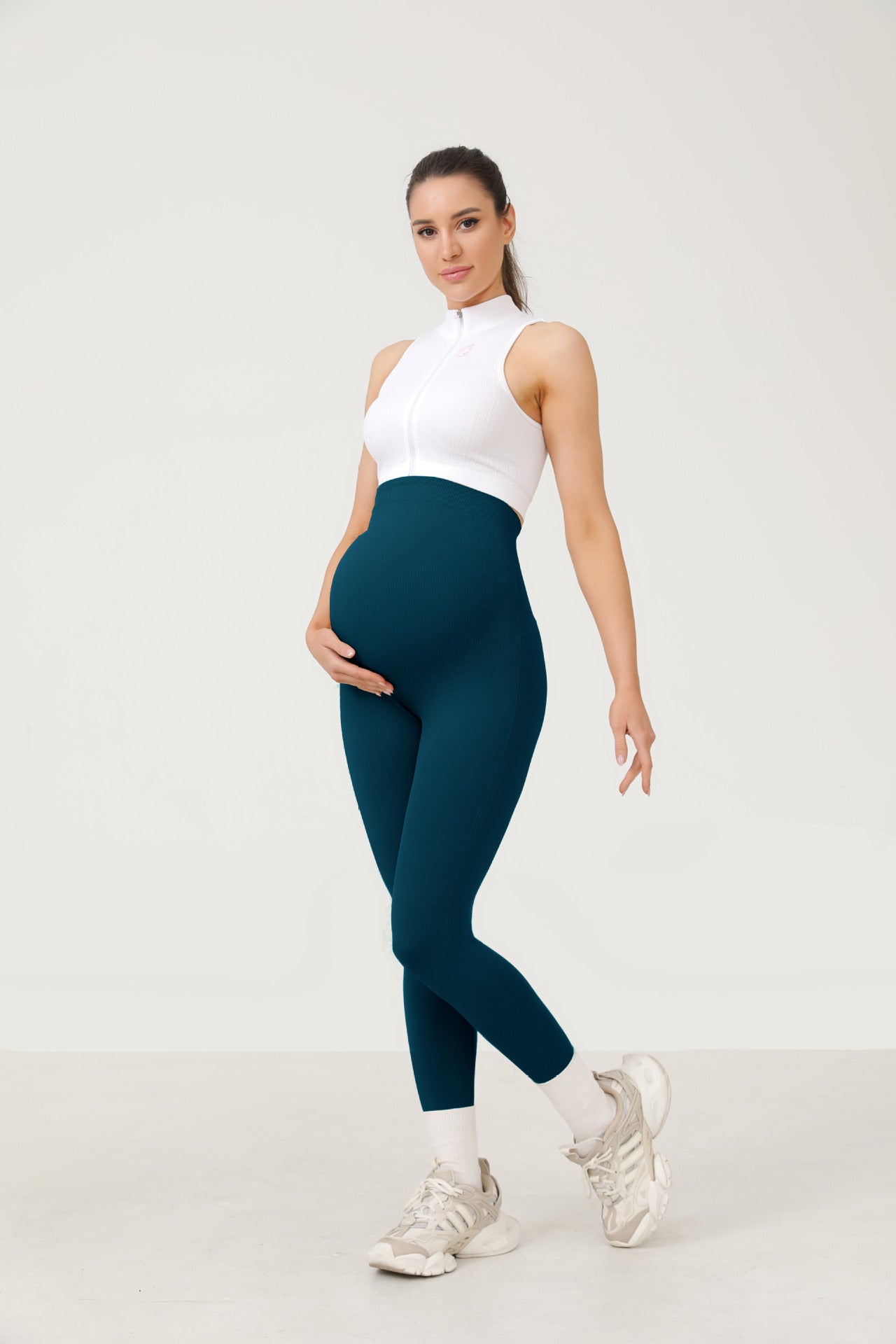 Maternity Leggings For Outerwear Sporty And Casual With Tummy Support And No Slipping Down