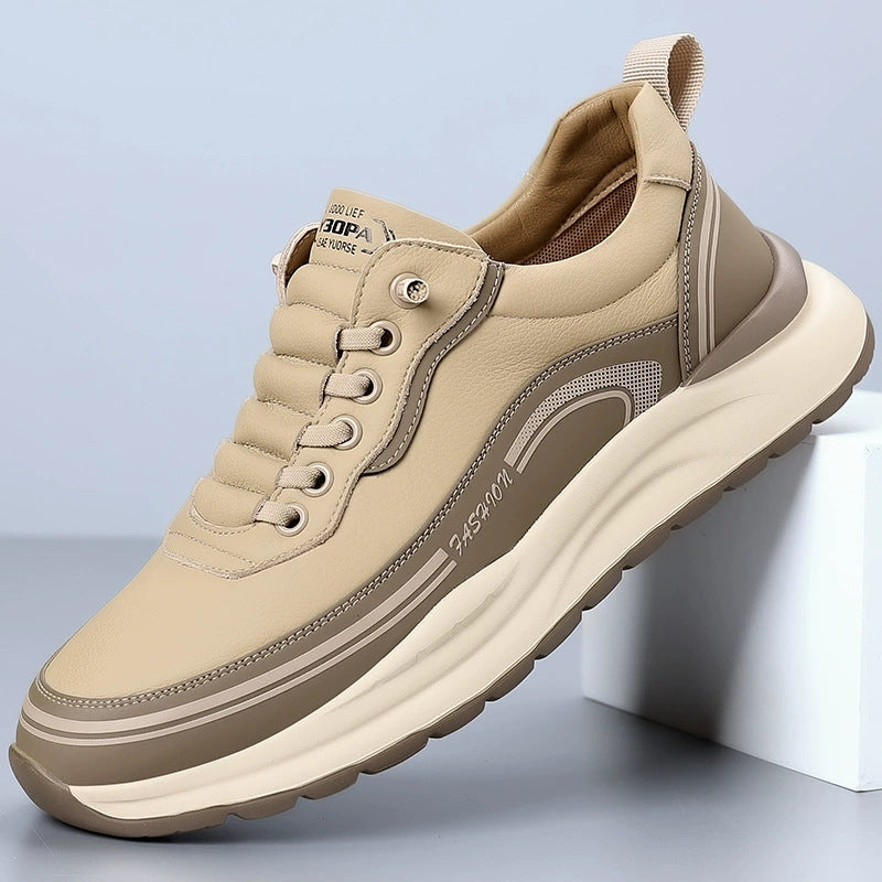 New Lightweight  Breathable Casual Shoes With A Soft Sole