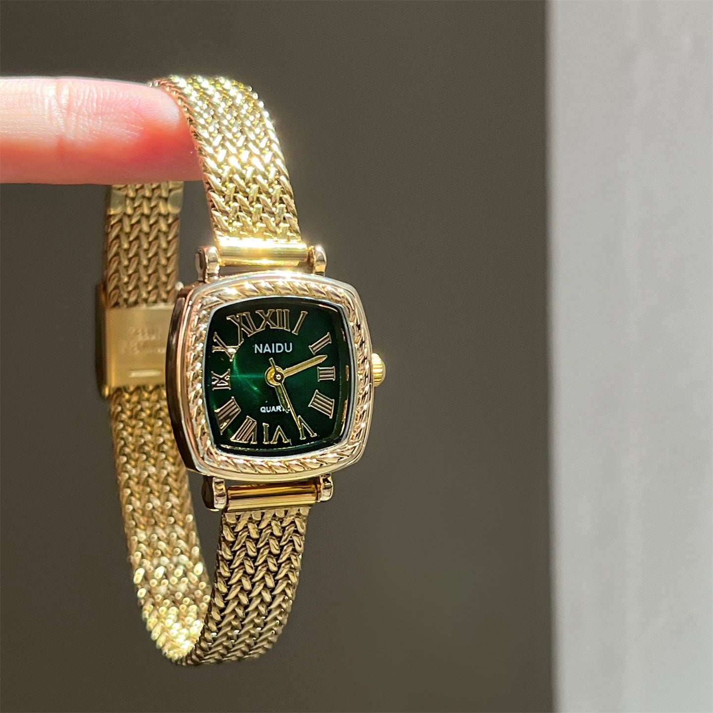 Golden Roman-style Square Watch For Women
