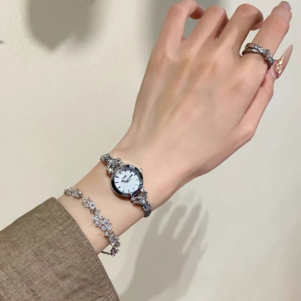 Stylish And Minimalist Alloy Womens Watch