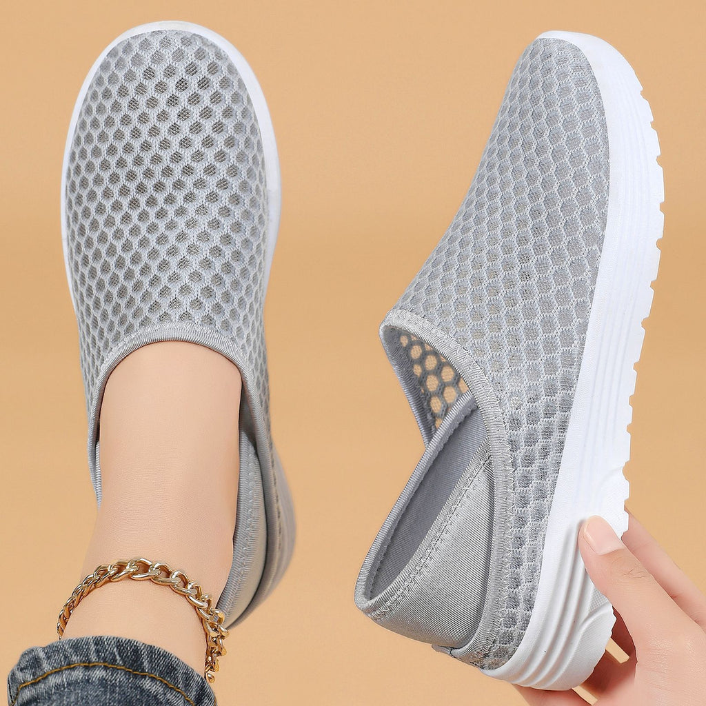 Large Size Lightweight Breathable Mesh Hole Half Slippers