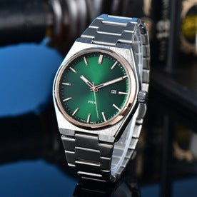 New Simple, Elegant, And Stylish Quartz Mens Watch With Steel Band