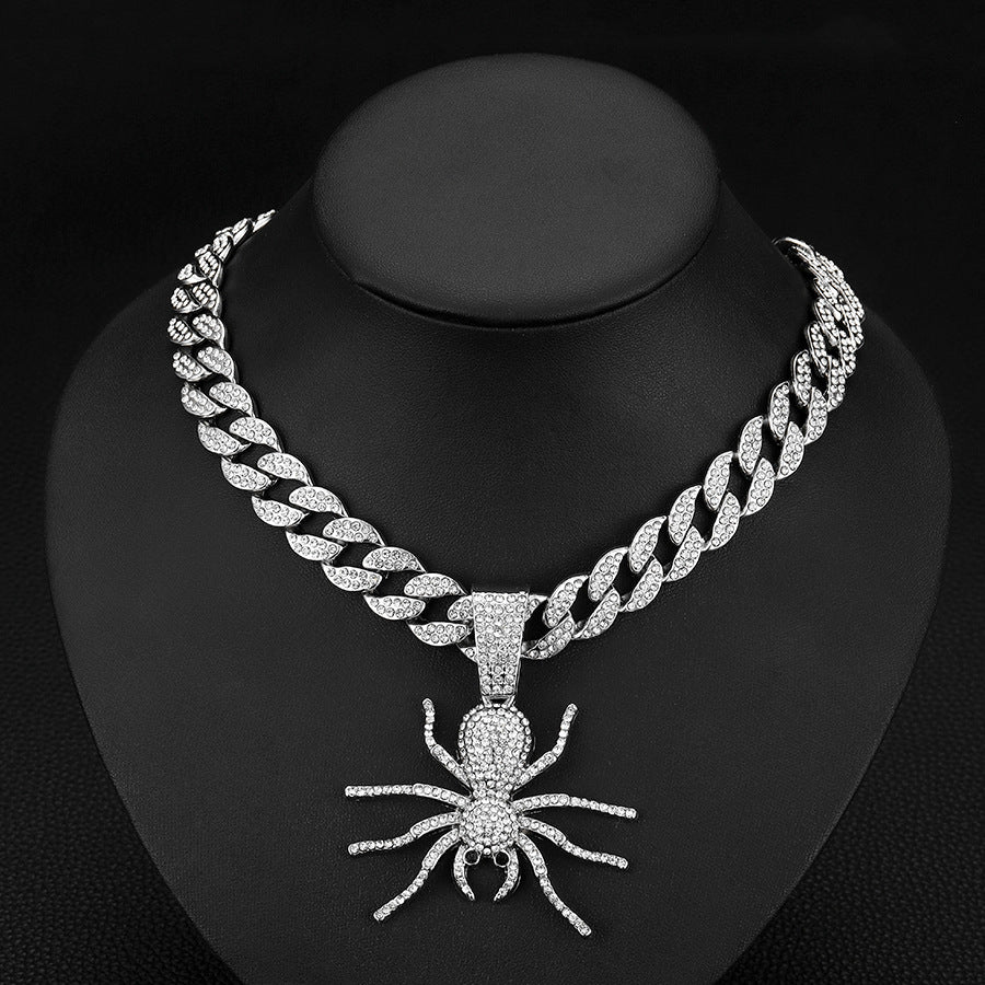 Gothic Full-Crystal Personalized Spider Pendant Necklace Punk Rock Retro Insect Pendant Chain