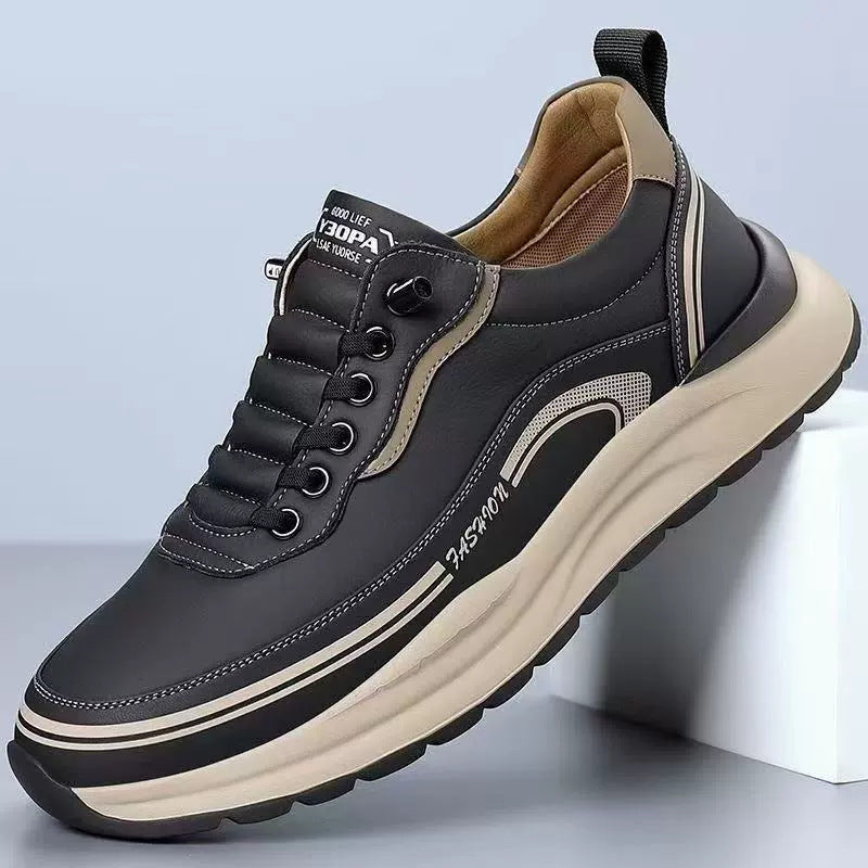 New Lightweight  Breathable Casual Shoes With A Soft Sole