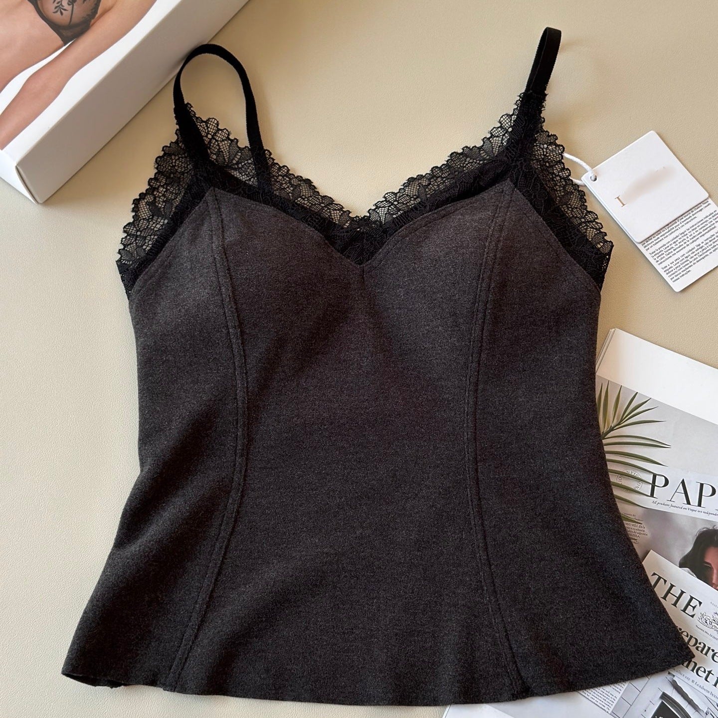 Thickened Lace Sexy One-Piece Lingerie Beautiful Back French-style Sexy V-neck