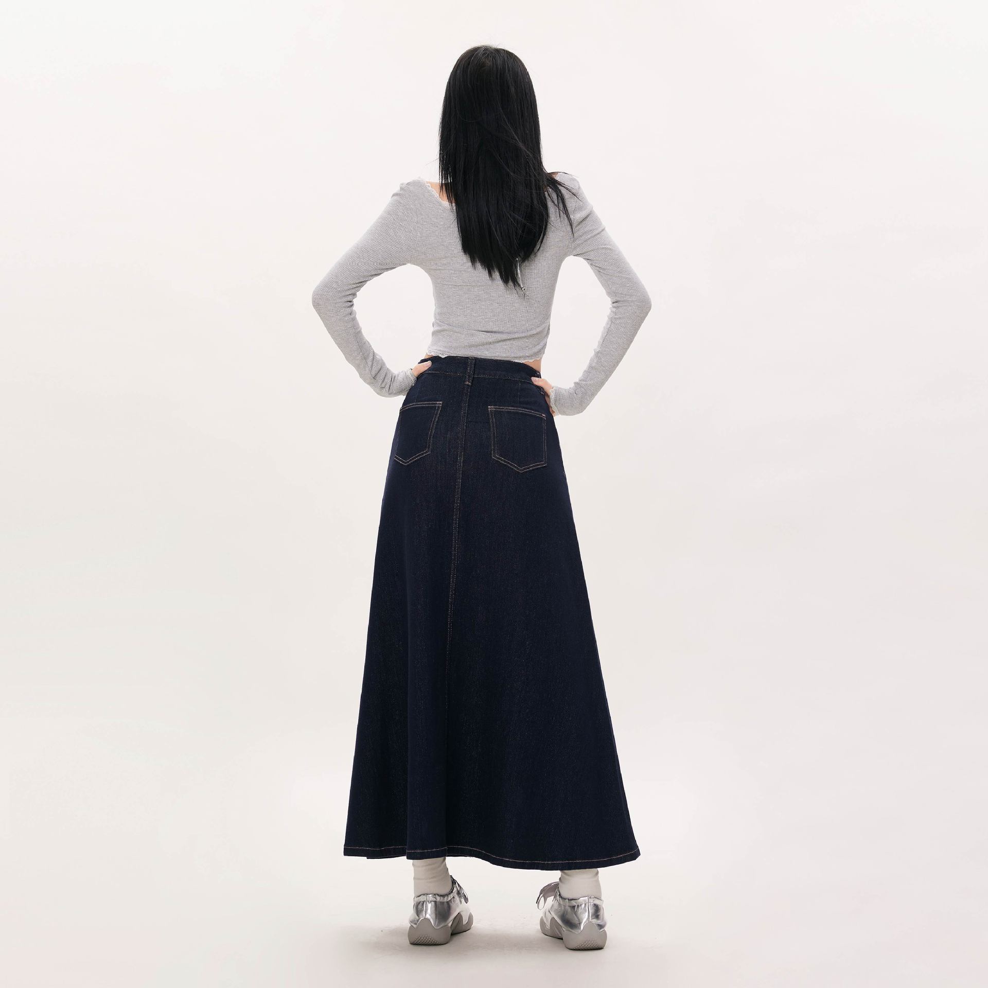 Women's Simple Design Slimming Dark Blue Denim Skirt