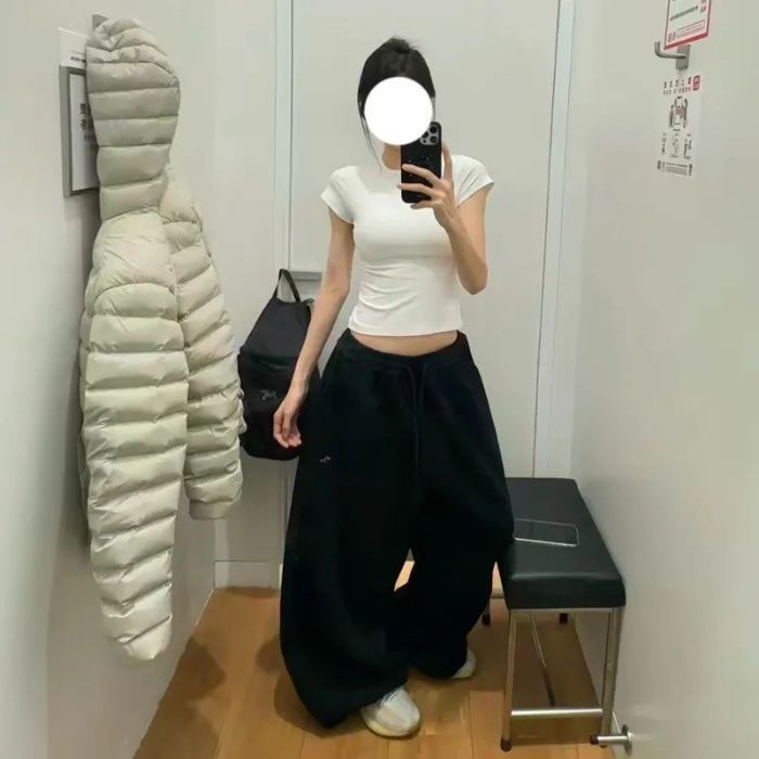 Retro Laid-back Style Casual Sweatpants Wide-leg Loose-fit