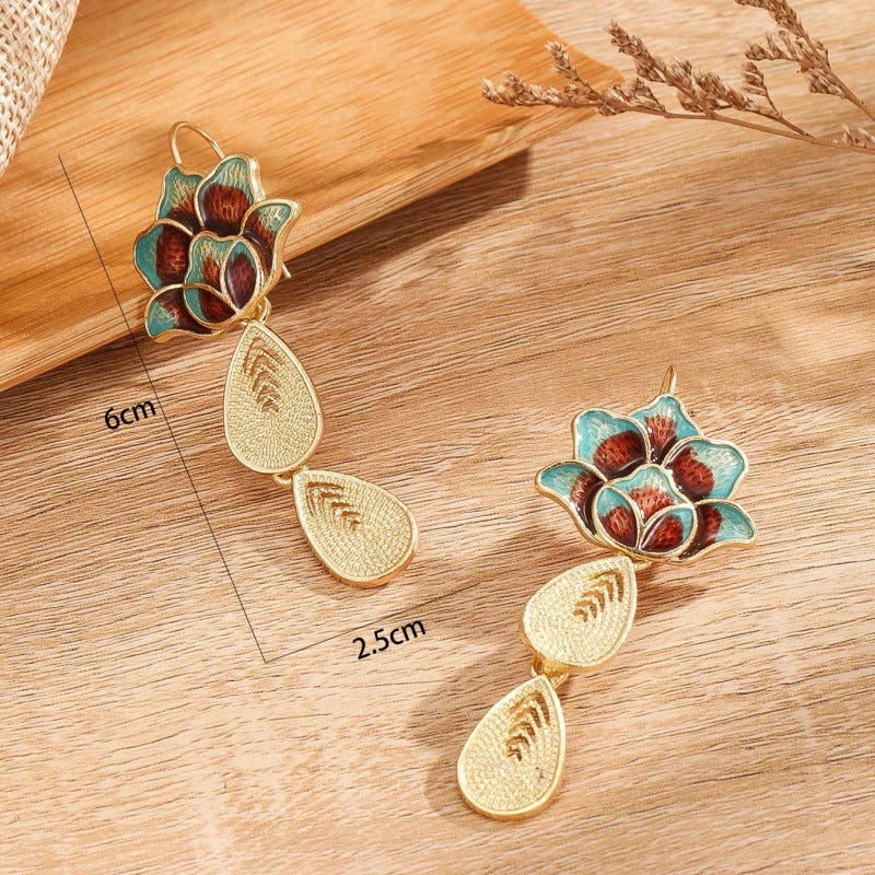 Fashionable Office Lady Style Floral Retro Earrings For Women