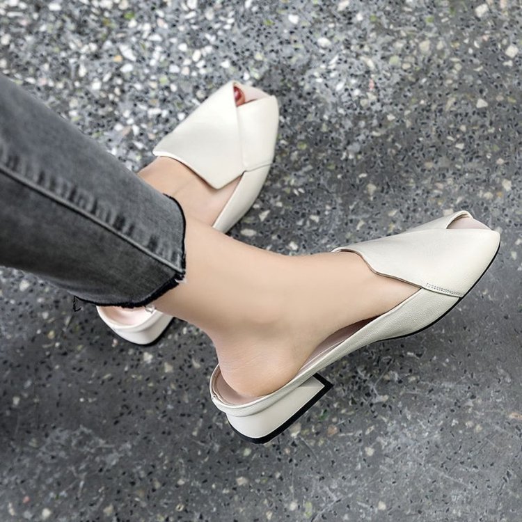 New Summer Women's Peep Toe Thick Heel Fashion Slippers, Closed Toe Half Slippers, Soft Leather Outdoor Sandals
